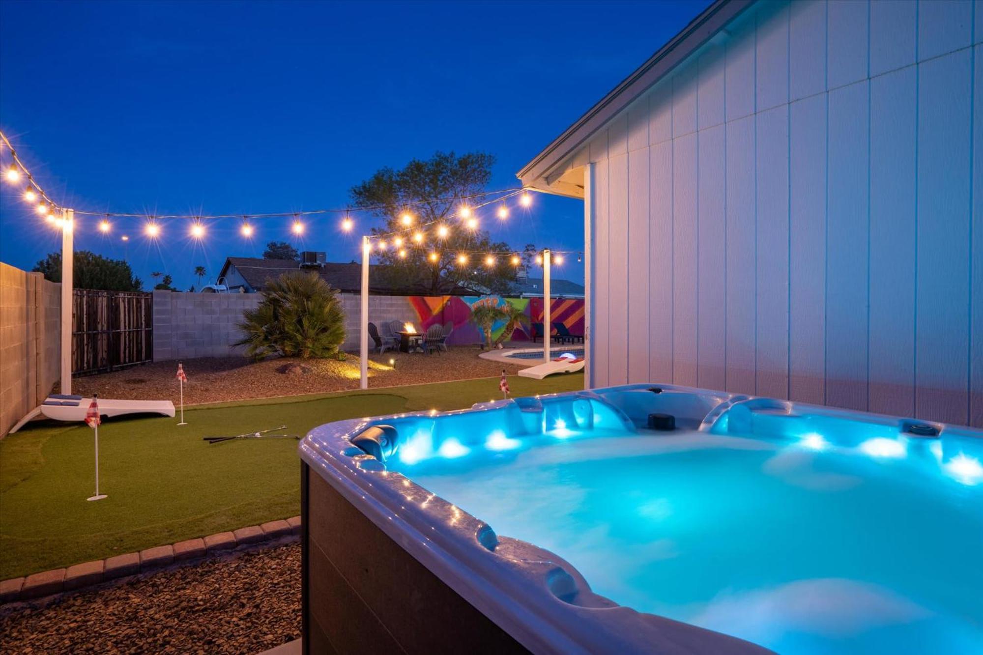 Mini Golf Fire Pit Pool Game Room 钱德勒 外观 照片
